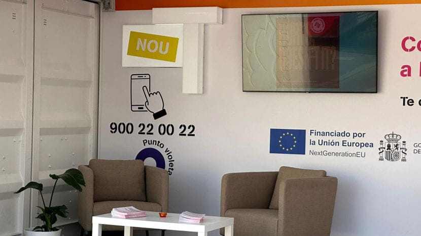 Espacio modular para Punto Violeta