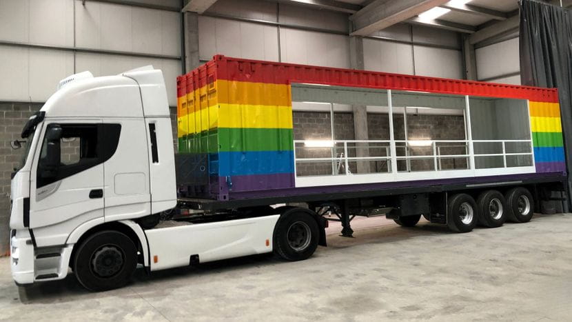 Estructura modular móvil para el Orgullo de Madrid